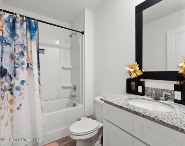 496 Vanguard Street Se - Photo Thumbnail 20