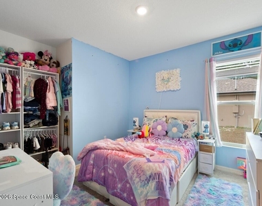 496 Vanguard Street Se - Photo Thumbnail 23
