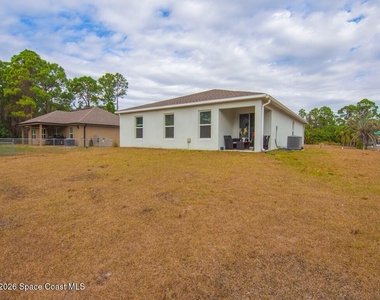 496 Vanguard Street Se - Photo Thumbnail 27