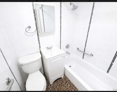 East 94th Street - Photo Thumbnail 8