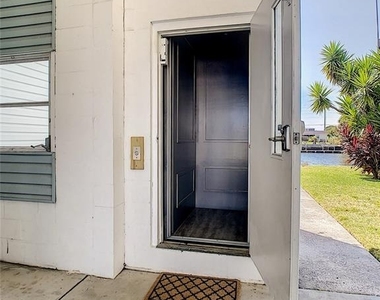 3272 Minnow Creek Drive - Photo Thumbnail 21