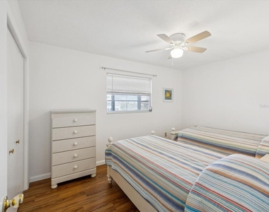 3272 Minnow Creek Drive - Photo Thumbnail 34