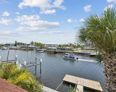3272 Minnow Creek Drive - Photo Thumbnail 5