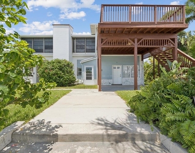 3272 Minnow Creek Drive - Photo Thumbnail 51