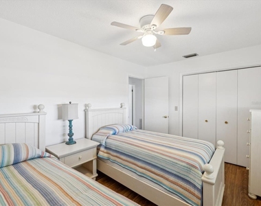 3272 Minnow Creek Drive - Photo Thumbnail 35