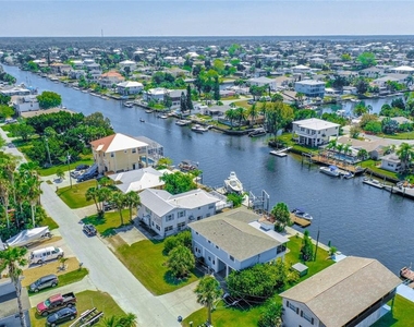 3272 Minnow Creek Drive - Photo Thumbnail 2