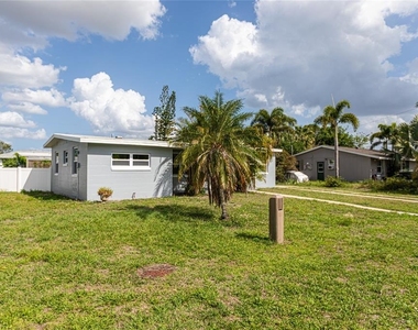 3208 Pinetree Street - Photo Thumbnail 14
