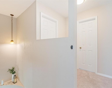 1197 Southfork Court - Photo Thumbnail 2