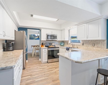 1197 Southfork Court - Photo Thumbnail 10