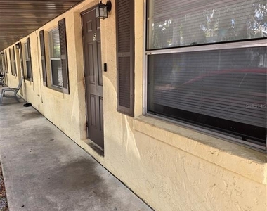 830 N Clake Street - Photo Thumbnail 1