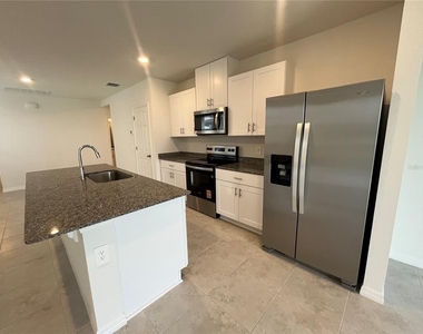3889 Giorgio Drive - Photo Thumbnail 6