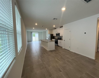 4973 Kaia Avenue - Photo Thumbnail 2