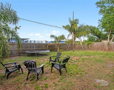 4215 W Bay Vista Avenue - Photo Thumbnail 20