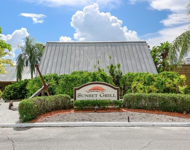812 Bahia Del Sol Drive - Photo Thumbnail 34