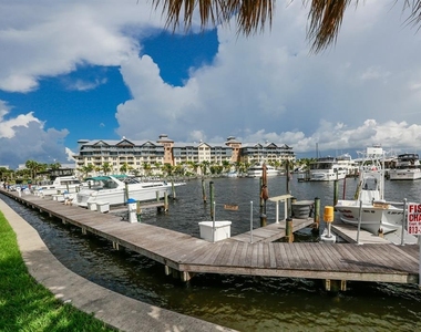 812 Bahia Del Sol Drive - Photo Thumbnail 36