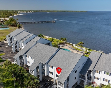 812 Bahia Del Sol Drive - Photo Thumbnail 26