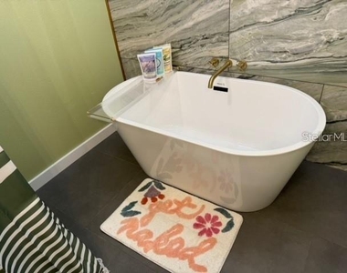 1410 W Humphrey Street - Photo Thumbnail 11