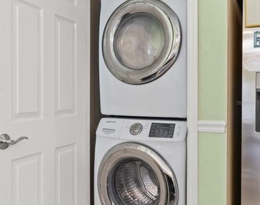 5243 Beach Drive Se - Photo Thumbnail 26