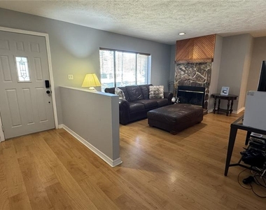 18619 Yokam Avenue - Photo Thumbnail 11