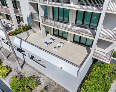 1501 Gulf Boulevard - Photo Thumbnail 18