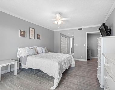 1501 Gulf Boulevard - Photo Thumbnail 26