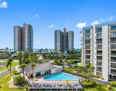 1501 Gulf Boulevard - Photo Thumbnail 39