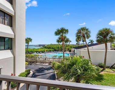 1501 Gulf Boulevard - Photo Thumbnail 19