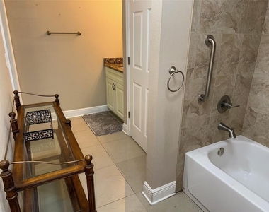 6609 Myrna Drive - Photo Thumbnail 13