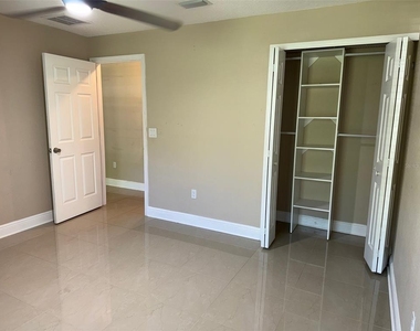 6609 Myrna Drive - Photo Thumbnail 10