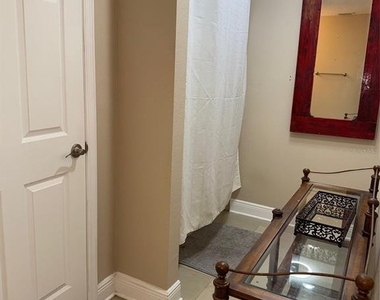 6609 Myrna Drive - Photo Thumbnail 11