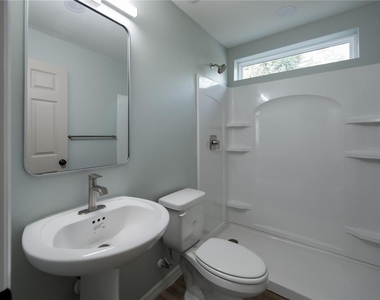 767 1/2 19th Avenue S - Photo Thumbnail 13