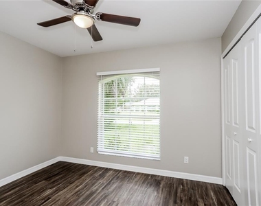 2550 Comet Lane - Photo Thumbnail 7
