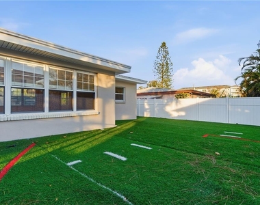 327 Sunny Lane - Photo Thumbnail 29