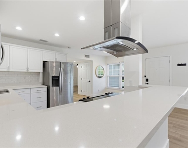 327 Sunny Lane - Photo Thumbnail 16