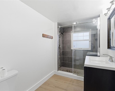 327 Sunny Lane - Photo Thumbnail 24