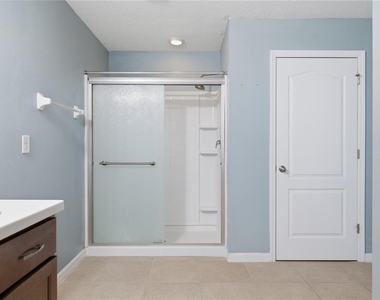 13755 Covey Run Place - Photo Thumbnail 18