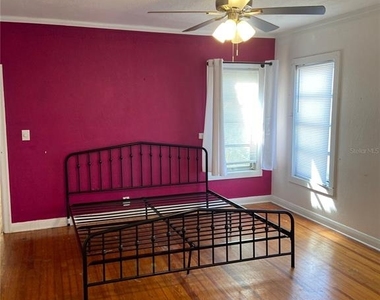 108 S Willow Avenue - Photo Thumbnail 7