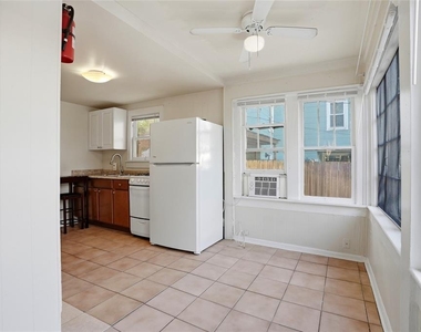 725 8th Street N - Photo Thumbnail 4