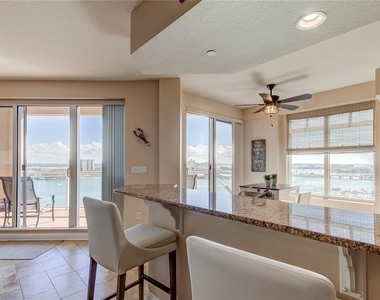 521 Mandalay Avenue - Photo Thumbnail 10