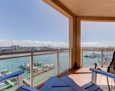 521 Mandalay Avenue - Photo Thumbnail 19