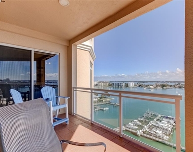 521 Mandalay Avenue - Photo Thumbnail 18