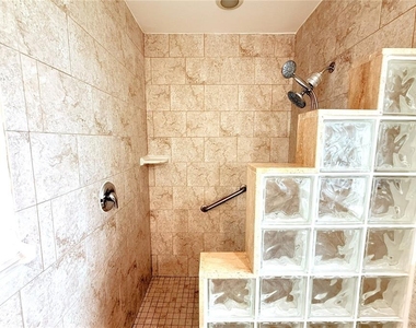 3201 Bartlett Street - Photo Thumbnail 42