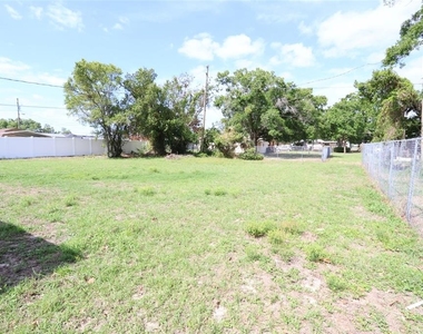 918 S Scenic Highway - Photo Thumbnail 6
