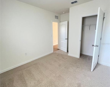 2085 Walnut Creek Drive - Photo Thumbnail 14
