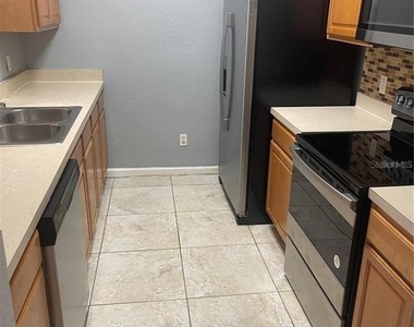 6451 Old Park Ln - Photo Thumbnail 3