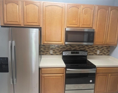 6451 Old Park Ln - Photo Thumbnail 2