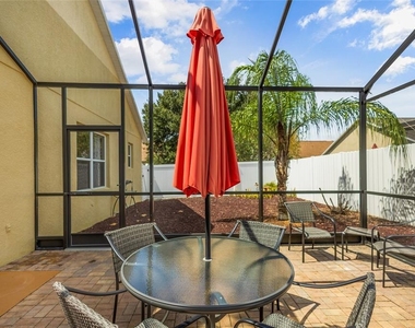 422 Graystone Boulevard - Photo Thumbnail 30