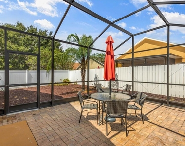 422 Graystone Boulevard - Photo Thumbnail 31