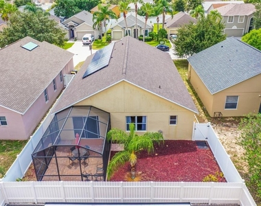 422 Graystone Boulevard - Photo Thumbnail 33