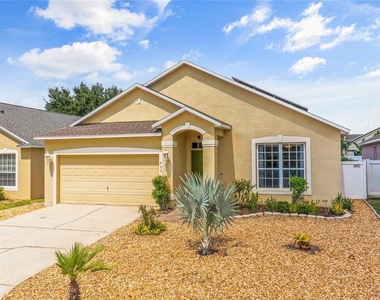 422 Graystone Boulevard - Photo Thumbnail 1